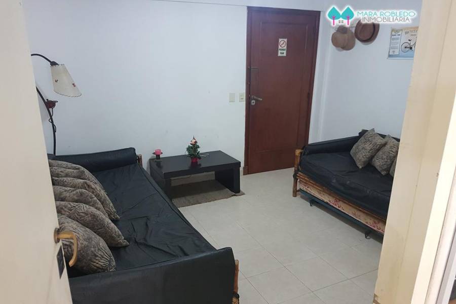Pinamar,Buenos Aires,Argentina,1 Dormitorio Bedrooms,1 BañoBathrooms,Apartamentos,AV DEL MAR 1932,5627