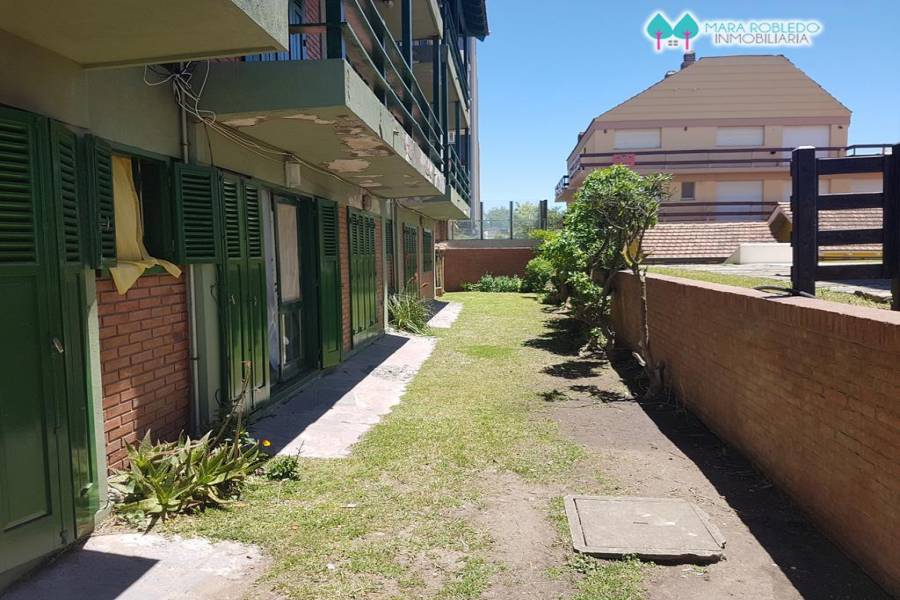 Pinamar,Buenos Aires,Argentina,1 Dormitorio Bedrooms,1 BañoBathrooms,Apartamentos,AV DEL MAR 1932,5627