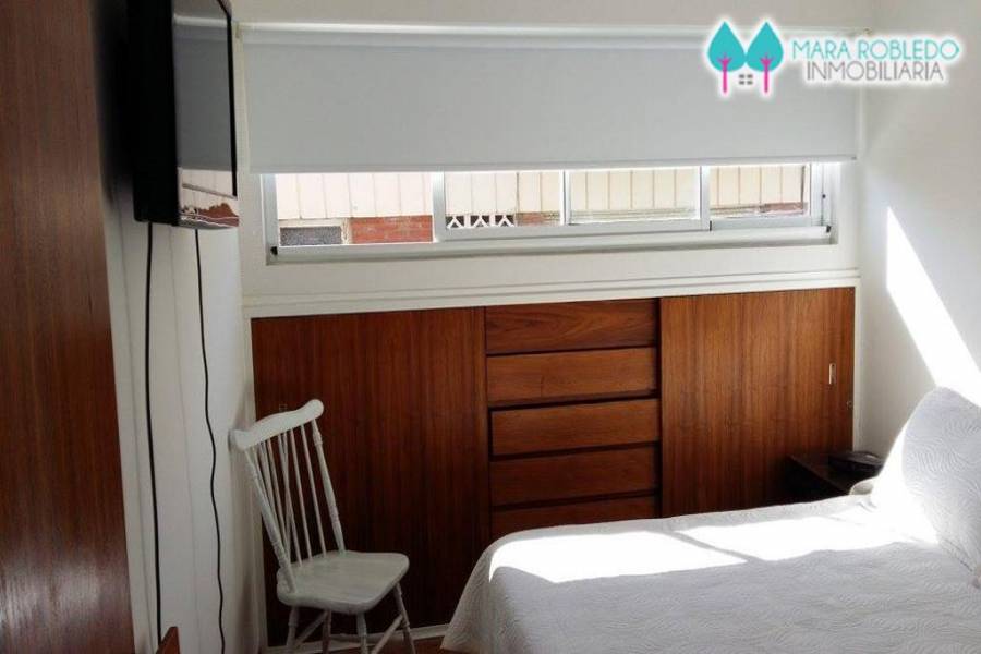 Pinamar,Buenos Aires,Argentina,3 Bedrooms Bedrooms,2 BathroomsBathrooms,Apartamentos,AV DEL MAR 200,5628