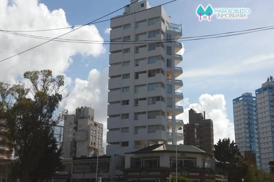 Pinamar,Buenos Aires,Argentina,2 Bedrooms Bedrooms,2 BathroomsBathrooms,Apartamentos,AV. BUNGE 17 PISO 2°,5641