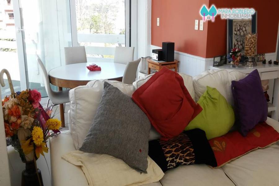 Pinamar,Buenos Aires,Argentina,2 Bedrooms Bedrooms,2 BathroomsBathrooms,Apartamentos,AV. BUNGE 17 PISO 2°,5641
