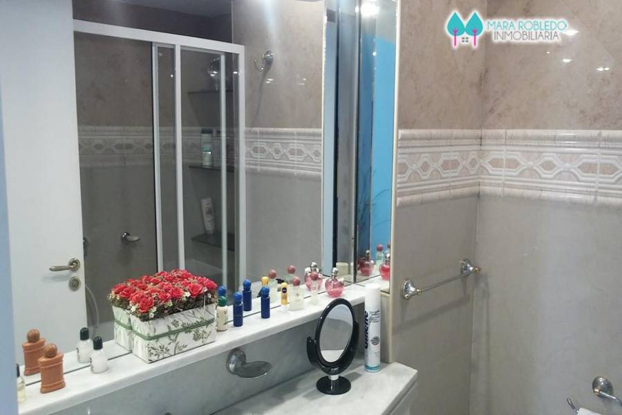 Pinamar,Buenos Aires,Argentina,3 Bedrooms Bedrooms,2 BathroomsBathrooms,Apartamentos,AV. BUNGE 17 PISO 3°,5642