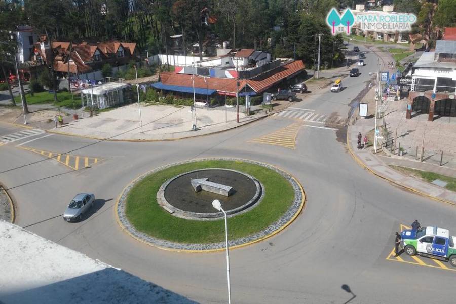 Pinamar,Buenos Aires,Argentina,3 Bedrooms Bedrooms,2 BathroomsBathrooms,Apartamentos,AV. BUNGE 17 PISO 3°,5642