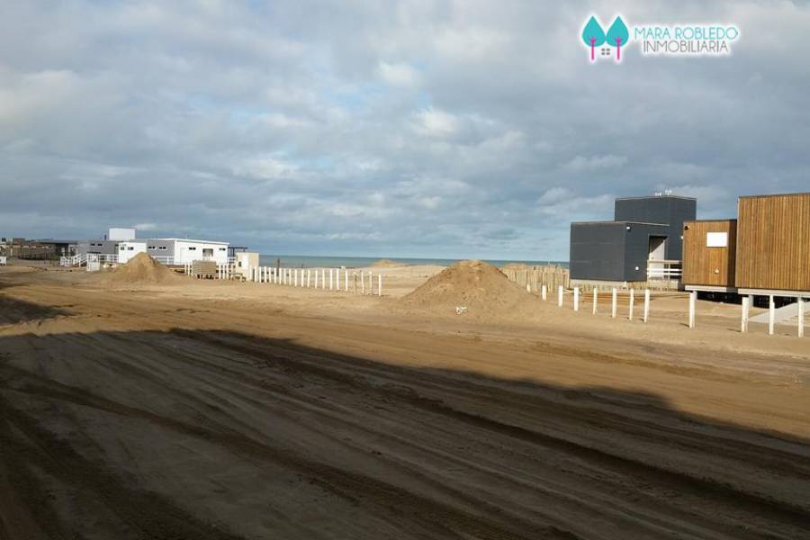Pinamar,Buenos Aires,Argentina,2 Bedrooms Bedrooms,2 BathroomsBathrooms,Apartamentos,AV. MAR 2100 DPTO 14,5644