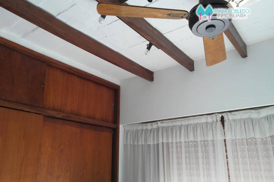 Pinamar,Buenos Aires,Argentina,2 Bedrooms Bedrooms,2 BathroomsBathrooms,Apartamentos,AV. MAR 2100 DPTO 14,5644