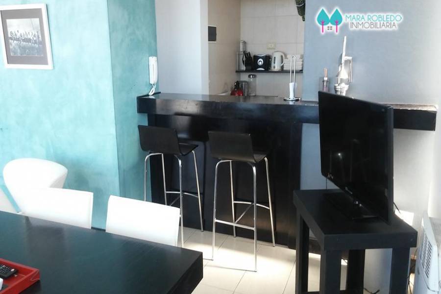 Pinamar,Buenos Aires,Argentina,3 Bedrooms Bedrooms,2 BathroomsBathrooms,Apartamentos,CARACOL 1° PISO AL MAR,5650