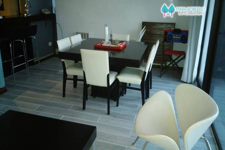 Pinamar,Buenos Aires,Argentina,3 Bedrooms Bedrooms,2 BathroomsBathrooms,Apartamentos,CARACOL 1° PISO AL MAR,5650