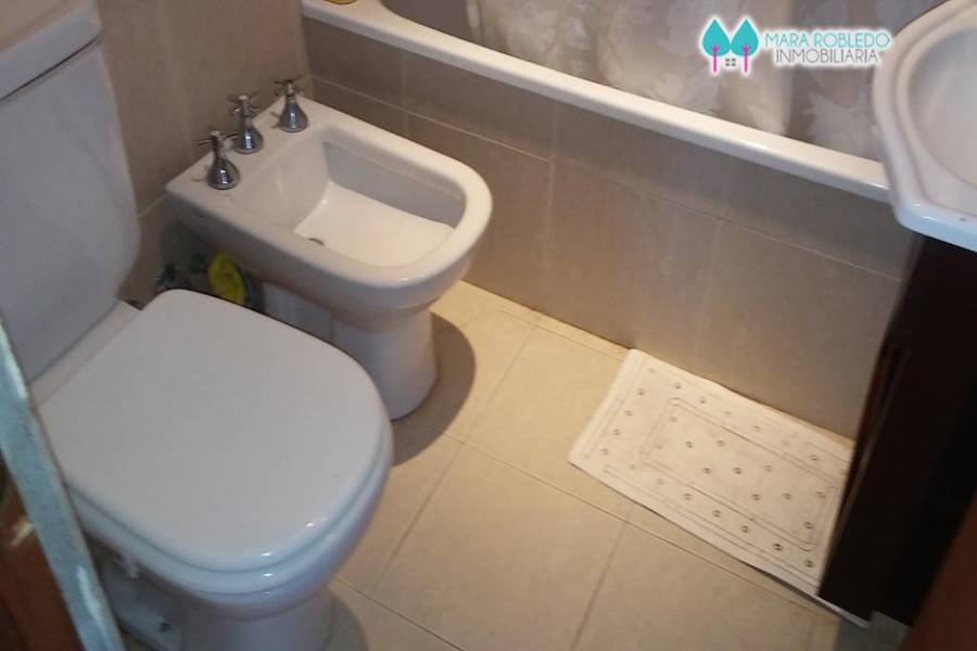 Pinamar,Buenos Aires,Argentina,2 Bedrooms Bedrooms,2 BathroomsBathrooms,Apartamentos,CARACOL 2° PISO AL MAR,5651