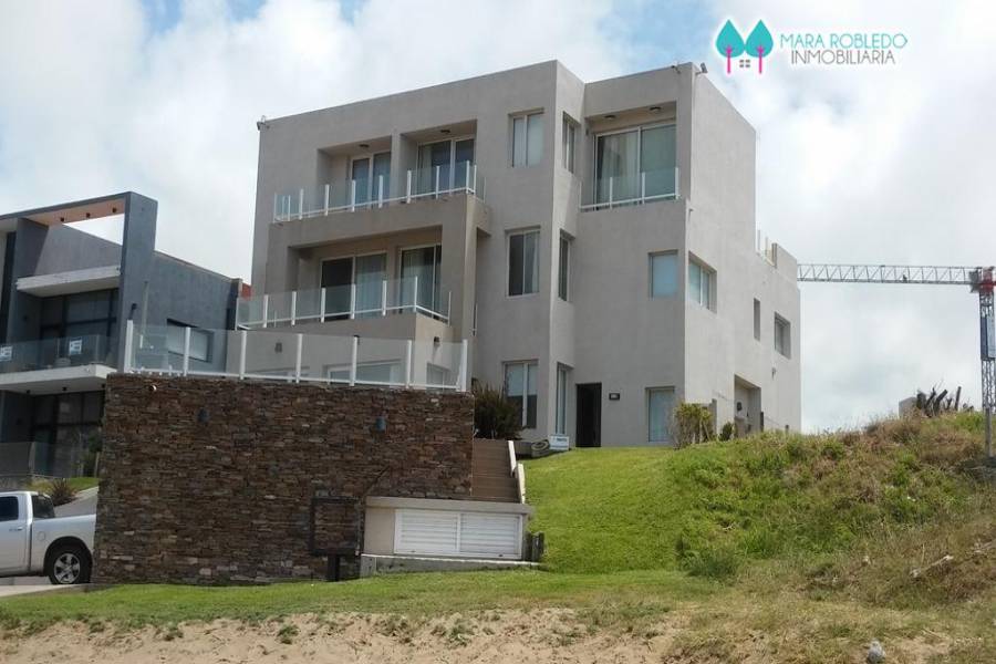Pinamar,Buenos Aires,Argentina,2 Bedrooms Bedrooms,2 BathroomsBathrooms,Apartamentos,CARACOL 97 ,5652