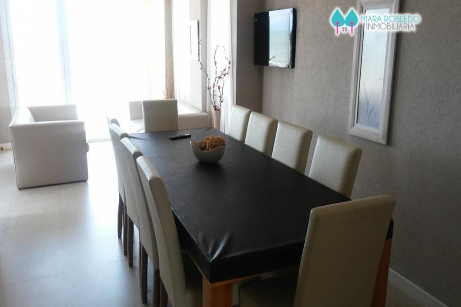 Pinamar,Buenos Aires,Argentina,2 Bedrooms Bedrooms,2 BathroomsBathrooms,Apartamentos,CARACOL 97 ,5652