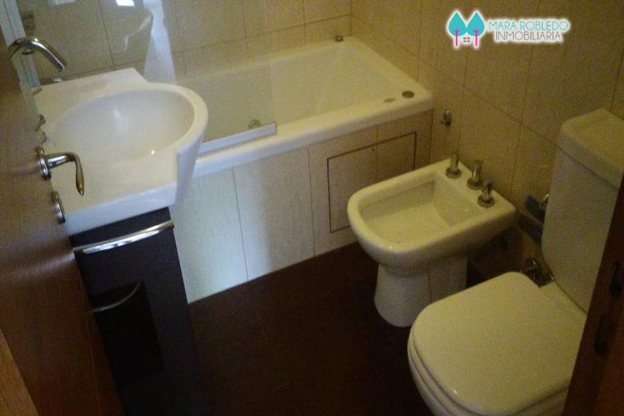 Pinamar,Buenos Aires,Argentina,2 Bedrooms Bedrooms,2 BathroomsBathrooms,Apartamentos,CARACOL 97 ,5652