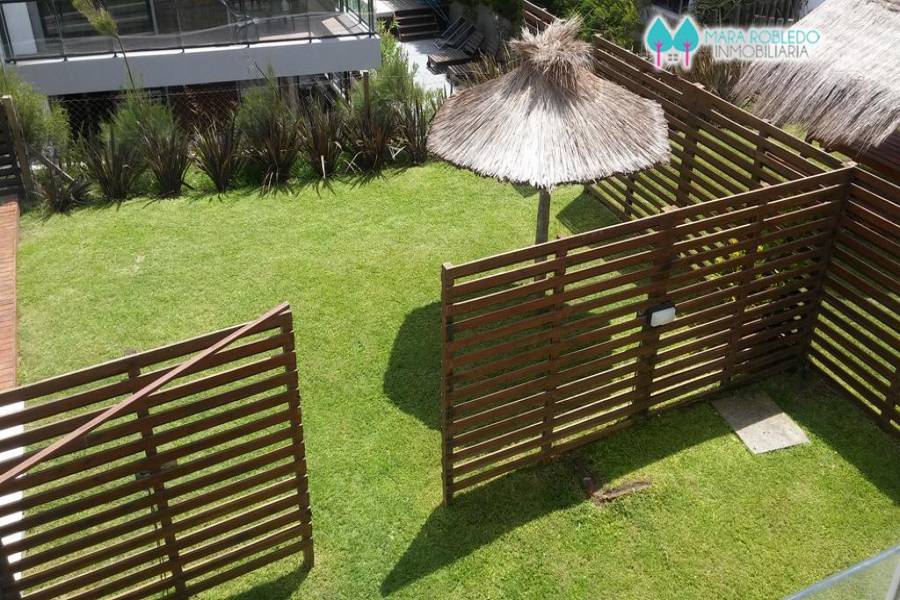 Pinamar,Buenos Aires,Argentina,2 Bedrooms Bedrooms,2 BathroomsBathrooms,Apartamentos,CARACOL 97 ,5652