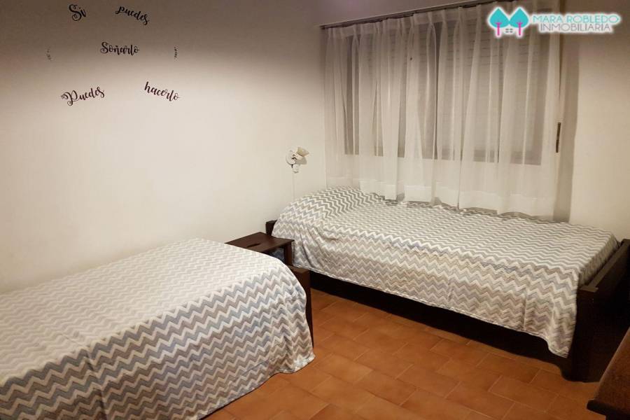 Pinamar,Buenos Aires,Argentina,2 Bedrooms Bedrooms,2 BathroomsBathrooms,Apartamentos,CORNALITO ,5654