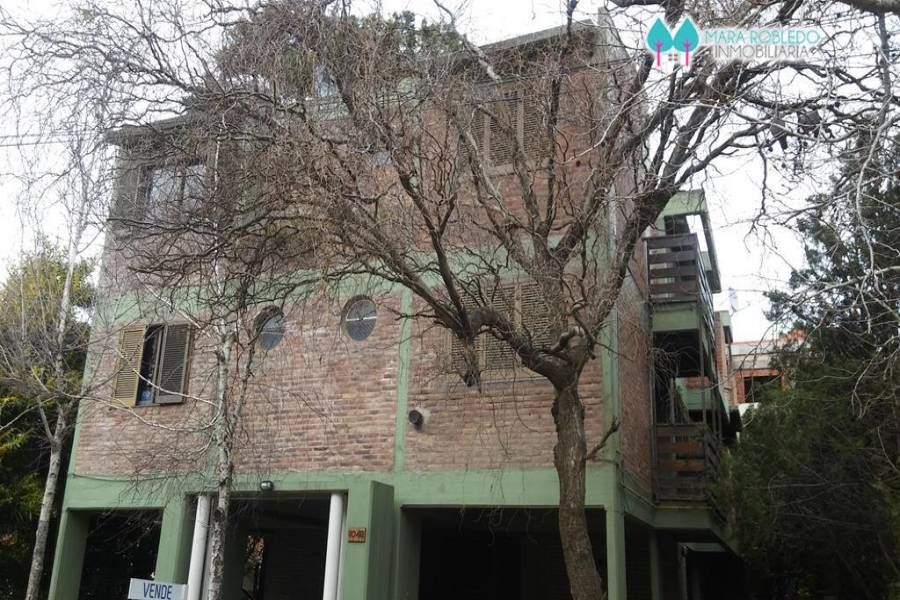 Pinamar,Buenos Aires,Argentina,2 Bedrooms Bedrooms,1 BañoBathrooms,Apartamentos,DE LA CORVINA 1000,5656