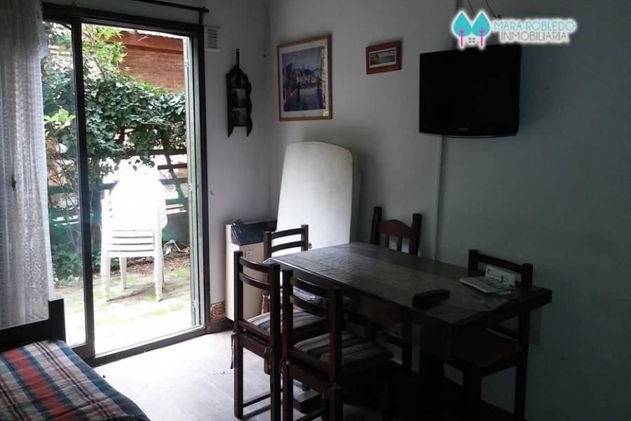 Pinamar,Buenos Aires,Argentina,2 Bedrooms Bedrooms,1 BañoBathrooms,Apartamentos,DE LA CORVINA 1000,5656