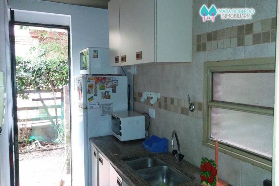 Pinamar,Buenos Aires,Argentina,2 Bedrooms Bedrooms,1 BañoBathrooms,Apartamentos,DE LA CORVINA 1000,5656