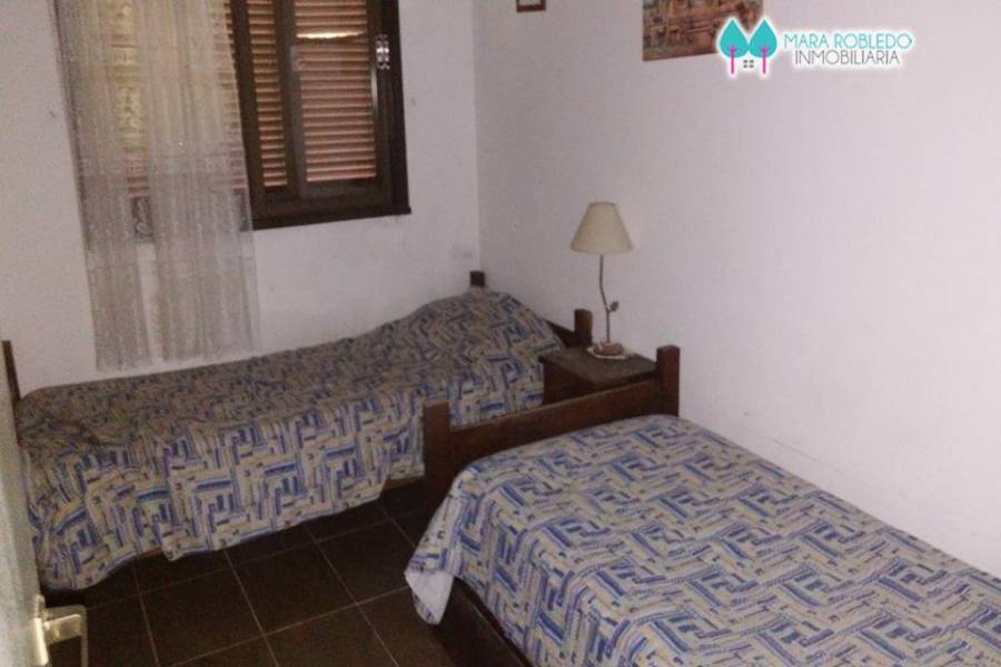 Pinamar,Buenos Aires,Argentina,2 Bedrooms Bedrooms,1 BañoBathrooms,Apartamentos,DE LA CORVINA 1000,5656