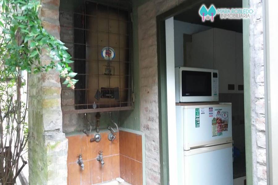 Pinamar,Buenos Aires,Argentina,2 Bedrooms Bedrooms,1 BañoBathrooms,Apartamentos,DE LA CORVINA 1000,5656