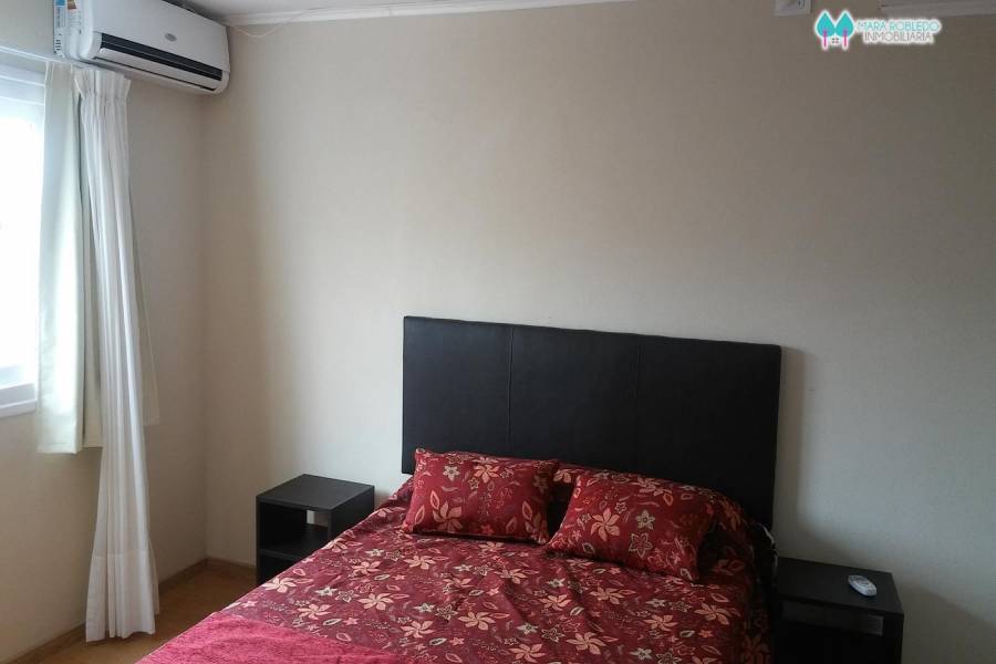 Pinamar,Buenos Aires,Argentina,2 Bedrooms Bedrooms,2 BathroomsBathrooms,Apartamentos,DEL CAZON ,5678