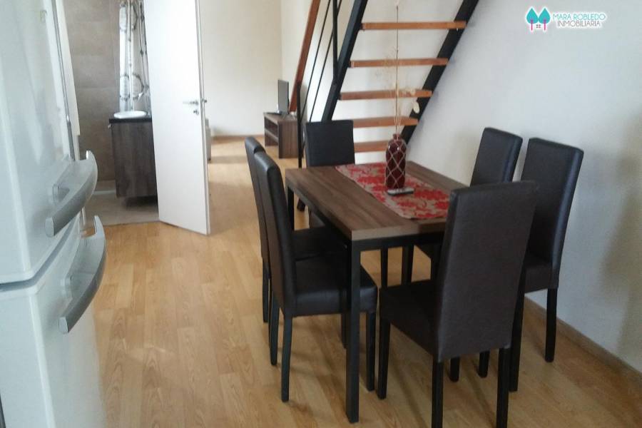 Pinamar,Buenos Aires,Argentina,2 Bedrooms Bedrooms,2 BathroomsBathrooms,Apartamentos,DEL CAZON ,5678