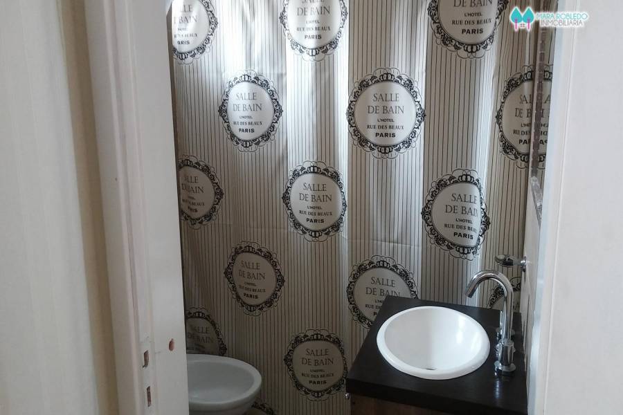 Pinamar,Buenos Aires,Argentina,2 Bedrooms Bedrooms,2 BathroomsBathrooms,Apartamentos,DEL CAZON ,5678