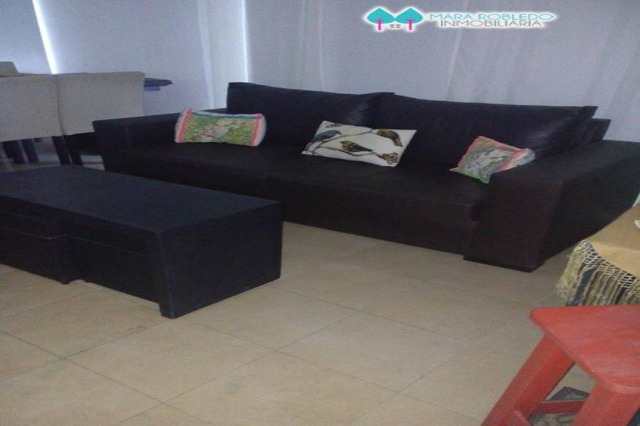 Pinamar,Buenos Aires,Argentina,2 Bedrooms Bedrooms,1 BañoBathrooms,Casas,EOLO ,2,5689
