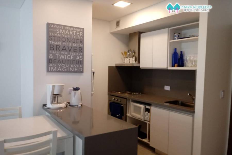 Pinamar,Buenos Aires,Argentina,4 Bedrooms Bedrooms,3 BathroomsBathrooms,Apartamentos,GOLF 2G,5693