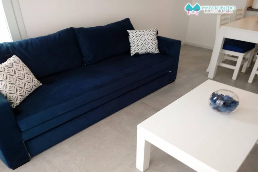Pinamar,Buenos Aires,Argentina,4 Bedrooms Bedrooms,3 BathroomsBathrooms,Apartamentos,GOLF 2G,5693