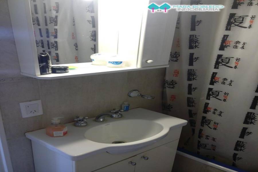 Pinamar,Buenos Aires,Argentina,2 Bedrooms Bedrooms,1 BañoBathrooms,Apartamentos,JASON ,5697