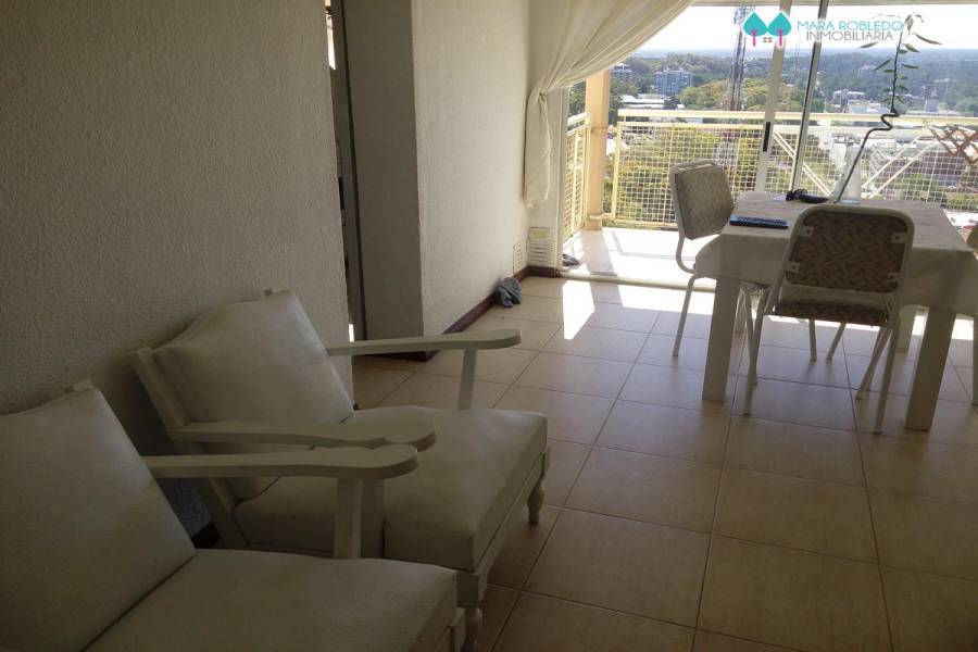 Pinamar,Buenos Aires,Argentina,2 Bedrooms Bedrooms,1 BañoBathrooms,Apartamentos,JASON ,5697