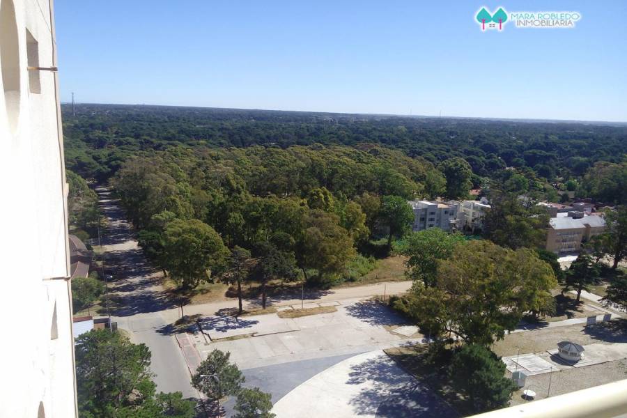 Pinamar,Buenos Aires,Argentina,2 Bedrooms Bedrooms,1 BañoBathrooms,Apartamentos,JASON ,5697