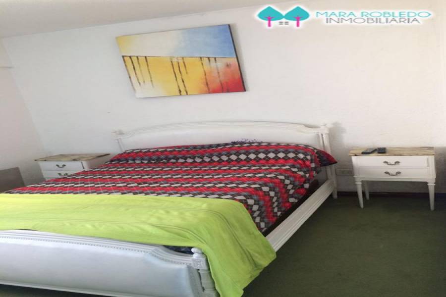 Pinamar,Buenos Aires,Argentina,2 Bedrooms Bedrooms,1 BañoBathrooms,Apartamentos,JASON ,5697