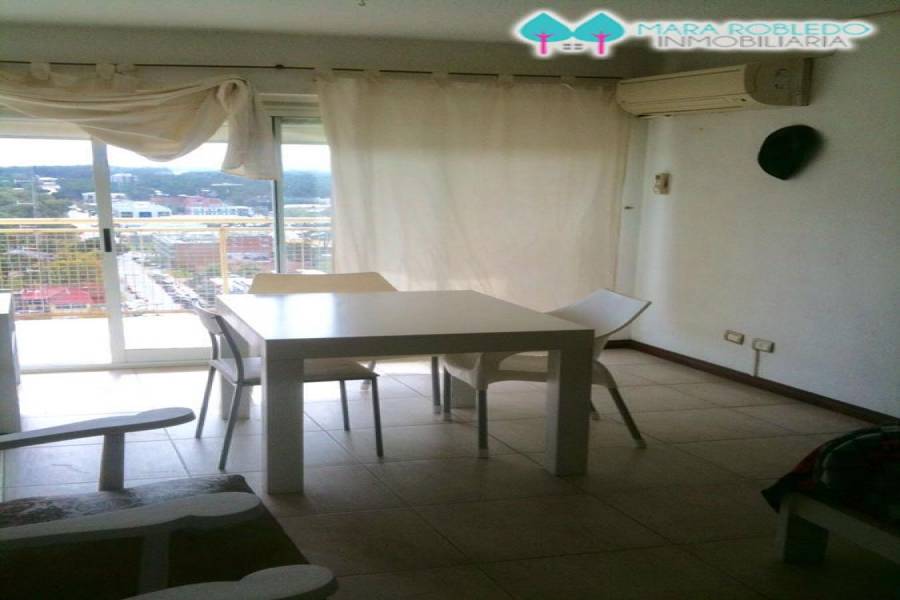 Pinamar,Buenos Aires,Argentina,2 Bedrooms Bedrooms,1 BañoBathrooms,Apartamentos,JASON ,5697