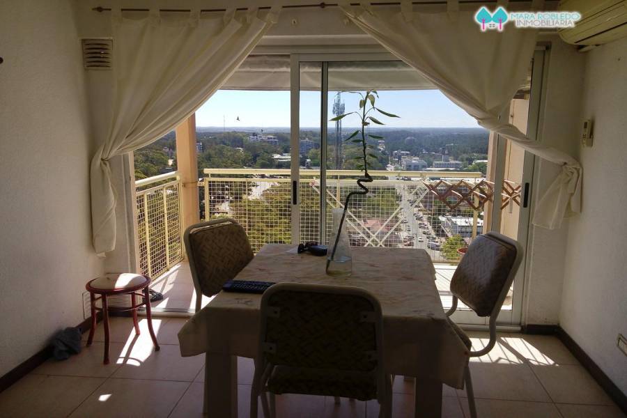 Pinamar,Buenos Aires,Argentina,2 Bedrooms Bedrooms,1 BañoBathrooms,Apartamentos,JASON ,5697