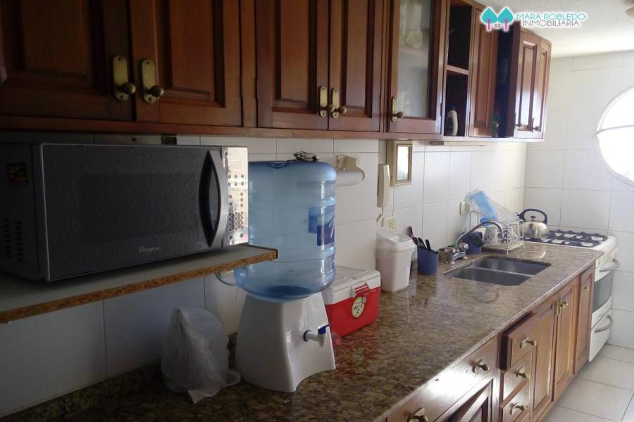 Pinamar,Buenos Aires,Argentina,2 Bedrooms Bedrooms,1 BañoBathrooms,Apartamentos,JASON ,5697