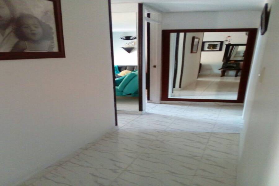 Cali,Valle del Cauca,Colombia,2 Bedrooms Bedrooms,2 BathroomsBathrooms,Apartamentos,U. R. PALMARES DE SALOMIA,44,1,5710