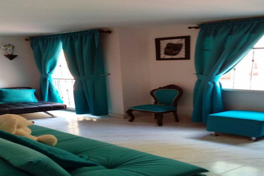 Cali,Valle del Cauca,Colombia,2 Bedrooms Bedrooms,2 BathroomsBathrooms,Apartamentos,U. R. PALMARES DE SALOMIA,44,1,5710