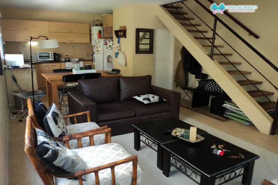 Pinamar,Buenos Aires,Argentina,3 Bedrooms Bedrooms,2 BathroomsBathrooms,Duplex-Triplex,MEDUSAS ,5724