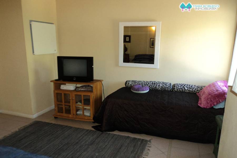 Pinamar,Buenos Aires,Argentina,3 Bedrooms Bedrooms,2 BathroomsBathrooms,Duplex-Triplex,MEDUSAS ,5724