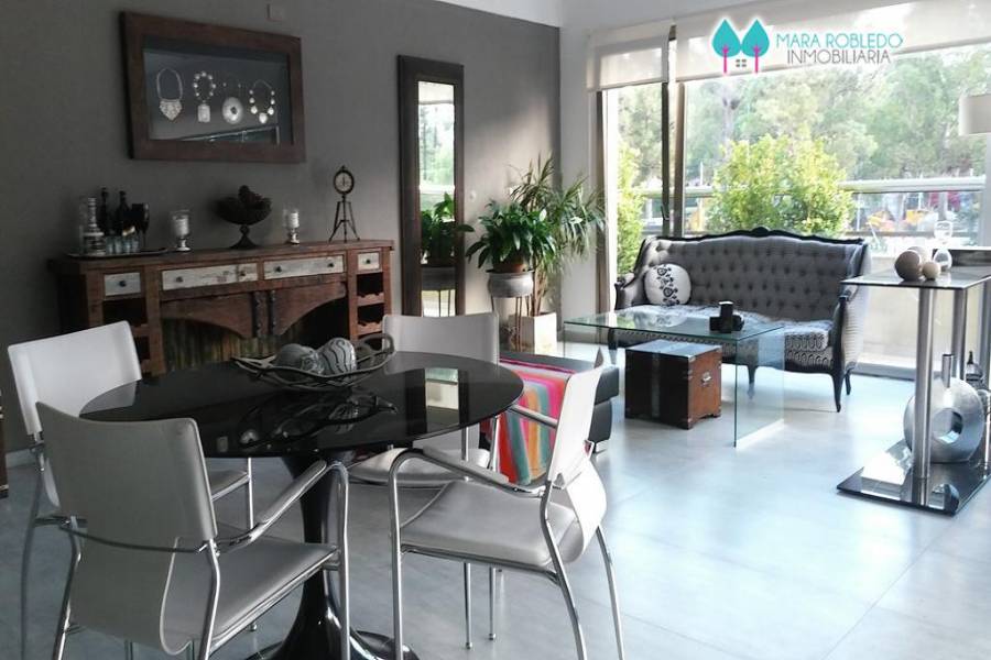 Pinamar,Buenos Aires,Argentina,2 Bedrooms Bedrooms,2 BathroomsBathrooms,Apartamentos,AV BUNGE,5733