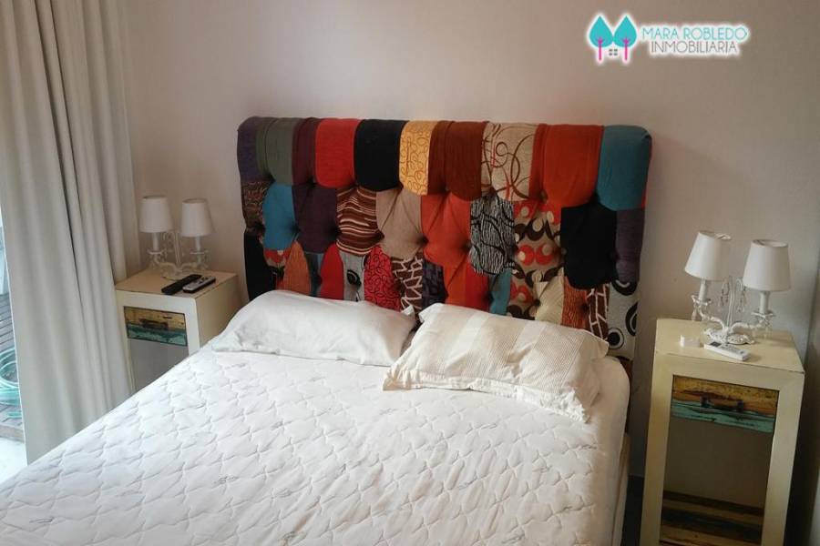 Pinamar,Buenos Aires,Argentina,2 Bedrooms Bedrooms,2 BathroomsBathrooms,Apartamentos,AV BUNGE,5733