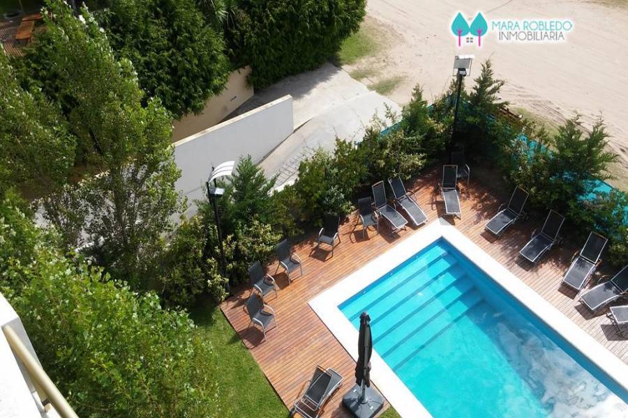 Pinamar,Buenos Aires,Argentina,2 Bedrooms Bedrooms,2 BathroomsBathrooms,Apartamentos,AV BUNGE,5735