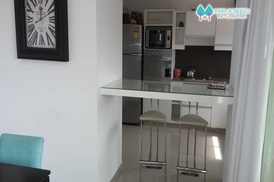 Pinamar,Buenos Aires,Argentina,2 Bedrooms Bedrooms,2 BathroomsBathrooms,Apartamentos,AV BUNGE,5735