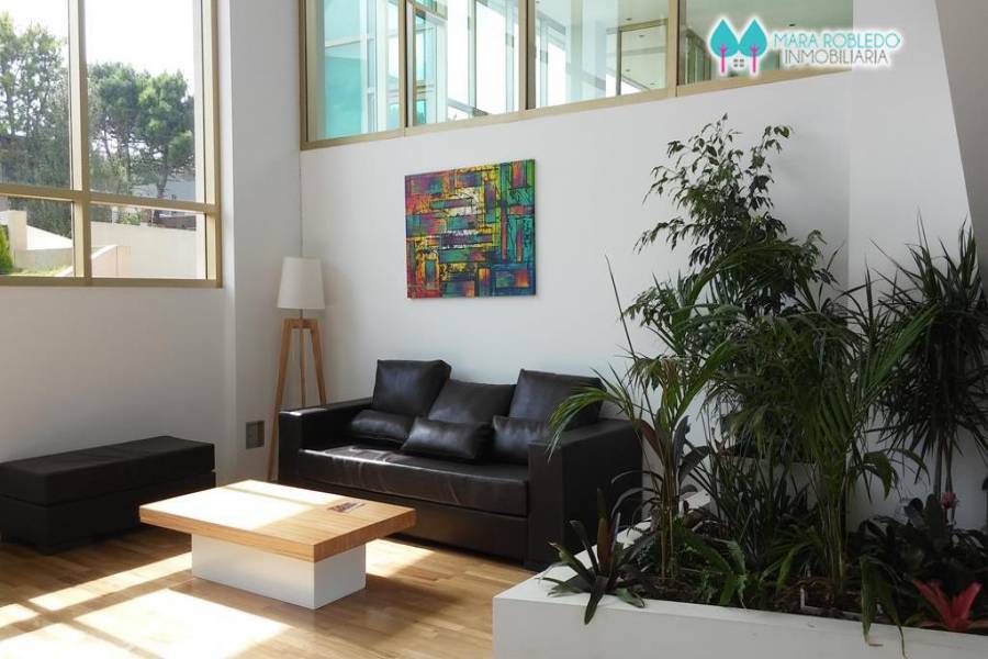 Pinamar,Buenos Aires,Argentina,2 Bedrooms Bedrooms,2 BathroomsBathrooms,Apartamentos,AV BUNGE,5735