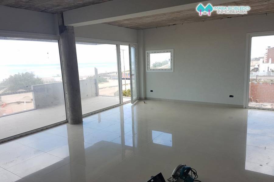 Pinamar,Buenos Aires,Argentina,2 Bedrooms Bedrooms,2 BathroomsBathrooms,Apartamentos,AV DEL MAR Y ALMEJAS,5740