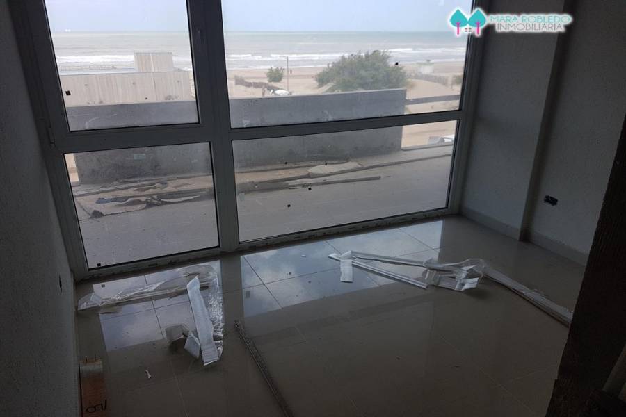 Pinamar,Buenos Aires,Argentina,2 Bedrooms Bedrooms,2 BathroomsBathrooms,Apartamentos,AV DEL MAR Y ALMEJAS,5740