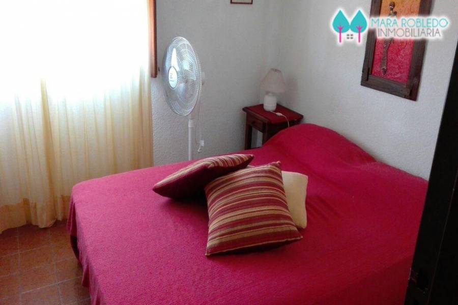 Pinamar,Buenos Aires,Argentina,2 Bedrooms Bedrooms,1 BañoBathrooms,Apartamentos,AV MAR,2,5743