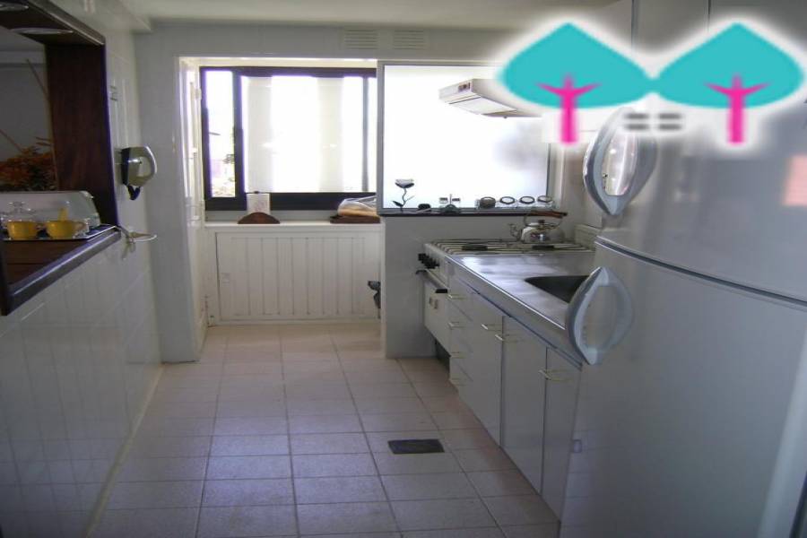 Pinamar,Buenos Aires,Argentina,2 Bedrooms Bedrooms,1 BañoBathrooms,Apartamentos,AV MAR,2,5743