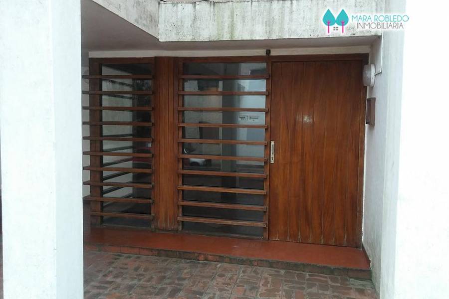Pinamar,Buenos Aires,Argentina,2 Bedrooms Bedrooms,1 BañoBathrooms,Apartamentos,AV MAR,2,5743