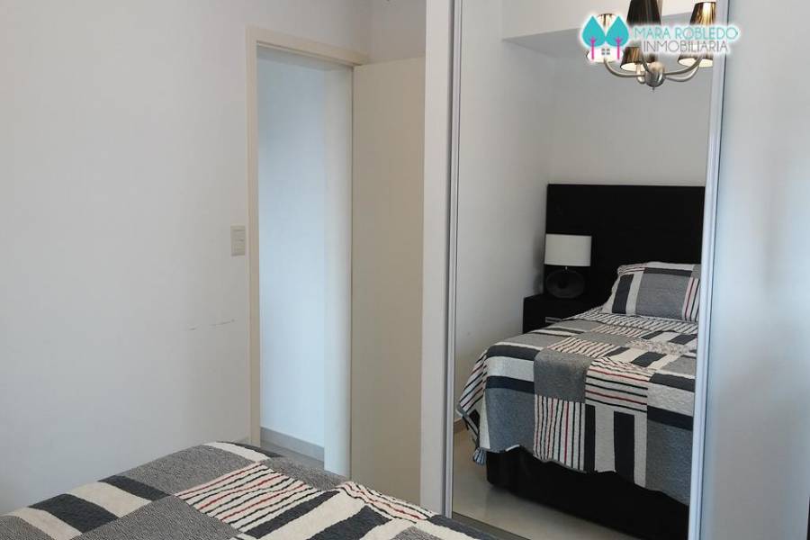 Pinamar,Buenos Aires,Argentina,2 Bedrooms Bedrooms,2 BathroomsBathrooms,Apartamentos,AV. BUNGE,5747